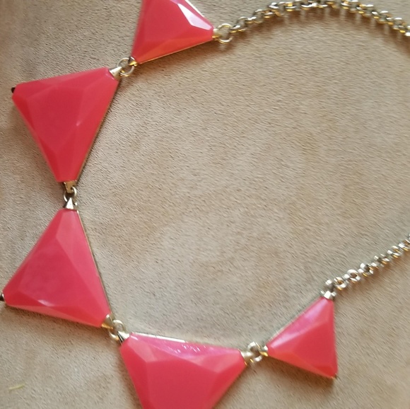 Jewelry - 🎉HOST PICK 🎉 Red Statement Necklace